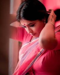 Famous women politicians and first ladies. Reshma Pasupuleti Photos Hd Latest Images Pictures Stills Of Reshma Pasupuleti Filmibeat