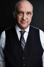 Stark Raving Mad" The Psychic (TV Episode 2000)