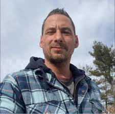 Jason Elsner's Instagram, Twitter & Facebook