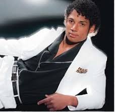 The song has appeared on multiple greatest hits compilation albums from jackson, including history. Josh Freeman Dresses As Michael Jackson In Thriller Album For Espn Mag Photos Blacksportsonline