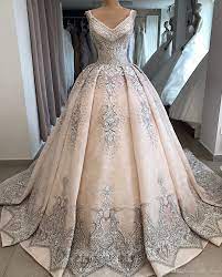 Pin On Amazing Wedding Gowns Past Present