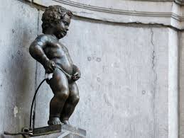 Post the definition of pis to facebook share the definition of pis on twitter. Manneken Pis In Brussel Zweifel An Echtheit Der Statue Der Spiegel