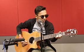 Dah mula masuk ke bidang bisnes dan perniagaan tau tak. Biodata Aiman Tino Penyanyi Lagu Ku Rela Dibenci