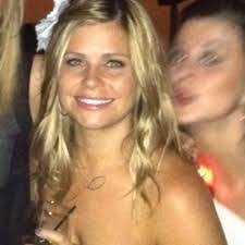 Kara Shipley's Instagram, Twitter & Facebook