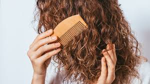 Straight, wavy, curly, and coily hair texture: The Best Styling Tools For Curly Hair