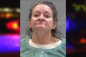 Roxanne Conner's Instagram, Twitter & Facebook