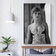 WuDLi Britt Robertson Famous Female Star Sexy Poster Cool Artworks Painting  Wall Art Canvas Prints Hanging Picture Home Decors Gift Idea  20x30inch(50x75cm): Posters & Prints - Amazon.com