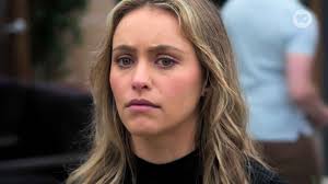 Neighbours" Episode #1.9044 (TV Episode 2024)