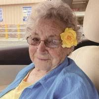 Grace Arnett's Instagram, Twitter & Facebook