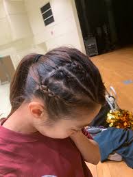 ヘアスタイルも表現のひとつ Gravis町田市で人気のチアキッズ