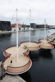 Scheiben Und Masten Brucke In Kopenhagen Von Olafur Eliasson Fussgangerbrucke Architektur Landschaftsplanung