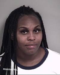 Portia Waters's Instagram, Twitter & Facebook