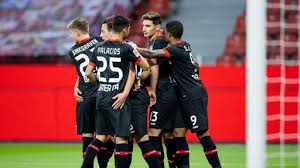 The argentine striker has suffered a muscle and tendon injury in … 3 1 Gegen Augsburg Leverkusen Setzt Sich Durch Tagesschau De
