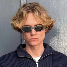 Daniel Jeppesen-Field (@danieljeppesenfield) • Instagram photos and videos