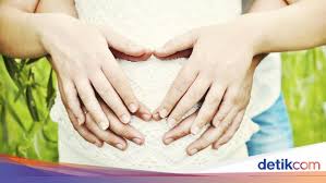 31 ide gambar ilustrasi hubungan suami istri terkeren demikian pemapara tentang gambar ilustrasi yang kami sampaikan jika ada kurang lebihnya kami mohon maaf. Posisi Nyaman Berhubungan Intim Di Usia Kandungan 8 Bulan