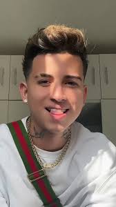 Hombres guapos en Costa Rica: ¿Realidad o mito?