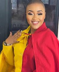 I knew it, the call girl Patricia was Carmelo Borrero's regular girl and  they have history together 🙄🙄 Camelo Mr smooth operator and that poor  girl Julia never suspected anything 😢 #Loth