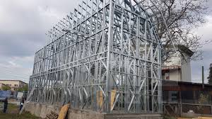 Imosteel va poate oferi structuri metalice pentru orice stil de casa sau arhitectura complexa oriunde in romania sau europa, fapt structura noastra garanteaza o calitate superioara, inovatie, profesionalism si un pret substantial redus fata de concurenta pietei sau alte sisteme de constructie. Casa Pe Structura Metalica Cluj Napoca 130 Mp Aprilie 2017 Nld Profile