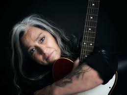 Viviana Scaliza: “En momentos complicados de mi vida, la música siempre  apareció y me rescató”