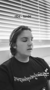 love this song (ribs by @lorde ) btw sorry it uploaded with the annoying  watermark but I hope you like this cover lol