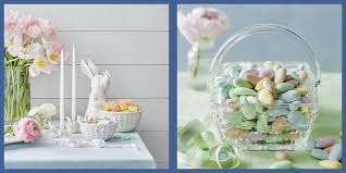 Easter crafts and figurines are wonderful home decorating ideas that add warm and playful accents to spring holiday decor and create festive and relaxing atmosphere. 35 Elegant Easter Decorations 2021 Best Easter Home Decor Ideas
