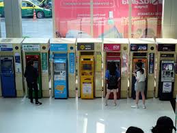 Tmb banks /atm cash machines at bkk's passenger terminal: Easy Banking Services With The 12 Banks At Siam Paragon
