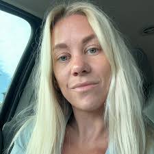 Anna Ottino's Instagram, Twitter & Facebook