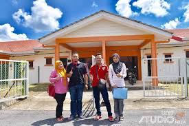 Kerajaan akan meneruskan projek perumahan generasi kedua felda meskipun perlu menyalurkan subsidi yang besar dalam kekangan kewangan. 63 Generasi Felda Lembaga Kemajuan Tanah Persekutuan Facebook