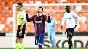 Valencia hosts barcelona in a primera division game, certain to entertain all football fans. Uburwpgny9ehum