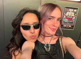 Looking for a pet friendly roommate in Oahu Hawaii?