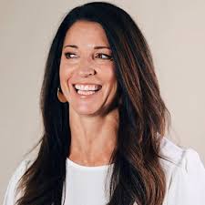 I'm excited to tell you about my new company, Epiphany Project! For the  past year I have been working with an amazing team of people to develop a  streaming show called FANTASTIC