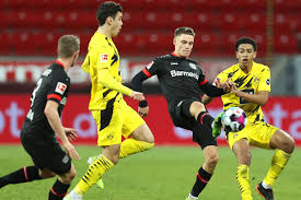 Home germany bundesliga video borussia dortmund vs bayer leverkusen (bundesliga) highlights. Bvb Mit Niederlage Im Spitzenspiel Gegen Leverkusen Die Bundesliga Im Ticker Zum Nachlesen Goal Com