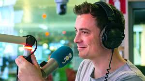 Jul 02, 2021 · familie staat sinds vorige week even op slaapstand, maar aaron blommaert, bij de fans gekend als raven, heeft nog geen tijd om uit te blazen. Niels Destadsbader Zingt Nieuwe Familie Generiek Joe