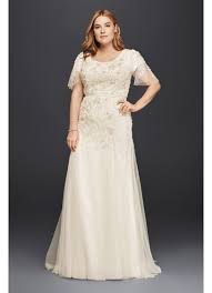 Plus Size Modest Wedding Dress With Floral Lace David S Bridal Wedding Dresses Modest Wedding Dresses Wedding Dress Types