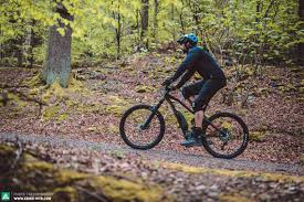 Setting up a road bike correctly is vital if you want to ensure maximum riding efficiency and prevent injury. How To Kill The Climbs On An Emtb E Mountainbike Magazine