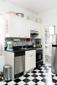 A Super Small 375 Square Foot Studio Is Masterfully Arranged Small Apartment Living Apartment Kitchen Dream Decor
