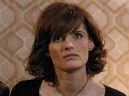 Skådespelarframvisning: Stana Katic : r/JamesBond