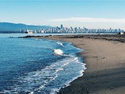 Spanish Banks Beach In Vancouver Vancouver Beach Urban Beach Beach