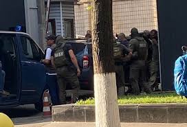 Jun 10, 2021 · виталий кличко подозревается в краже 10 миллионов евро при закупке автобусов для киева. Utuzlitniuxi M