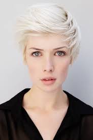 A Piece Of The Puzzle White Blonde Hair Short Hair Styles Hair Color Pastel