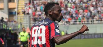 Crotone) e le pagine delle competizioni (champions league, serie a e oltre 5000. Crotone Domenica In Casa Della Capolista Simy A Rischio