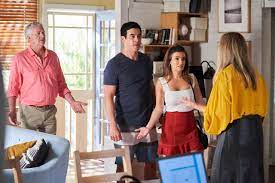 It was first broadcast on the seven network on 17 january 1988. Home And Away Spoilers Has Susie Mcallister Been Caught Out What To Watch