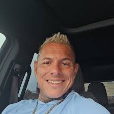 Jennifer Leppert's Instagram, Twitter & Facebook