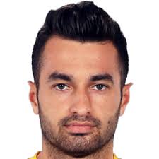 Kaleci arayışını hızlandıran beşiktaş, gündemine son olarak rizespor formasını terleten gökhan akkan'ı aldı. Super Lig News Caykur Rizespor Vs Besiktas Confirmed Line Ups