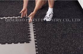 If you have heavy equipment in your home gym like a smith machine, power rack, or squat stand, these 8mm rubber tiles are a great option. Black With Red Epdm Home Gym Rubber Flooring For Fitness China Gym Mat Rubber Mat Made In China Com