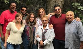 Tania Libertad - Juanchi, Gigio, Mili, Yo, Sonia, Beto, Caridad y Mireyda.  | Facebook