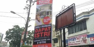 Pemilihan untuk beli atau sewa properti sebagai tempat tinggal merupakan salah satu keputusan finansial yang besar. Beli Rumah Di Solo Dapat Istri Beli Apartemen Dapat Suami Merdeka Com