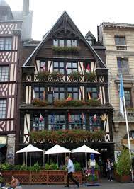 la couronne rouen the oldest in in france rouen france travel living in europe