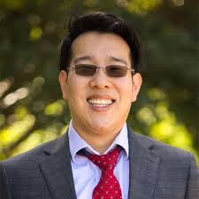 Derek Hu's Instagram, Twitter & Facebook