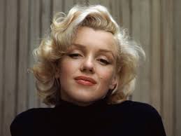 This biography of marilyn monroe provides detailed information about her childhood, life, achievements. Marilyn Monroe Portrait Einer Ikone